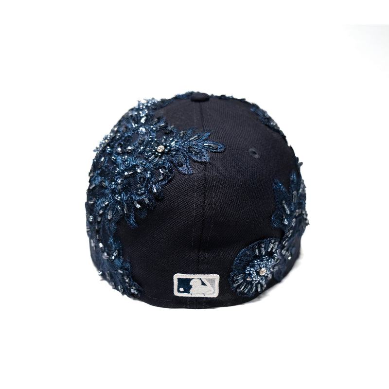 Lace Yankee Fitted